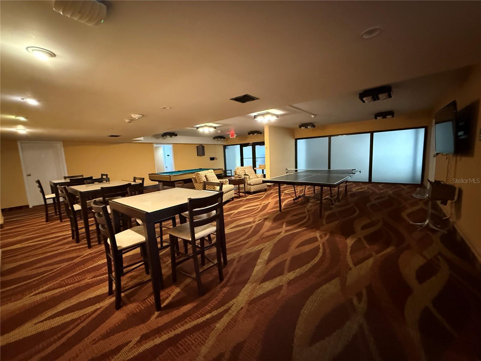 THE PINNACLE APTS A CONDO - Residential Lease