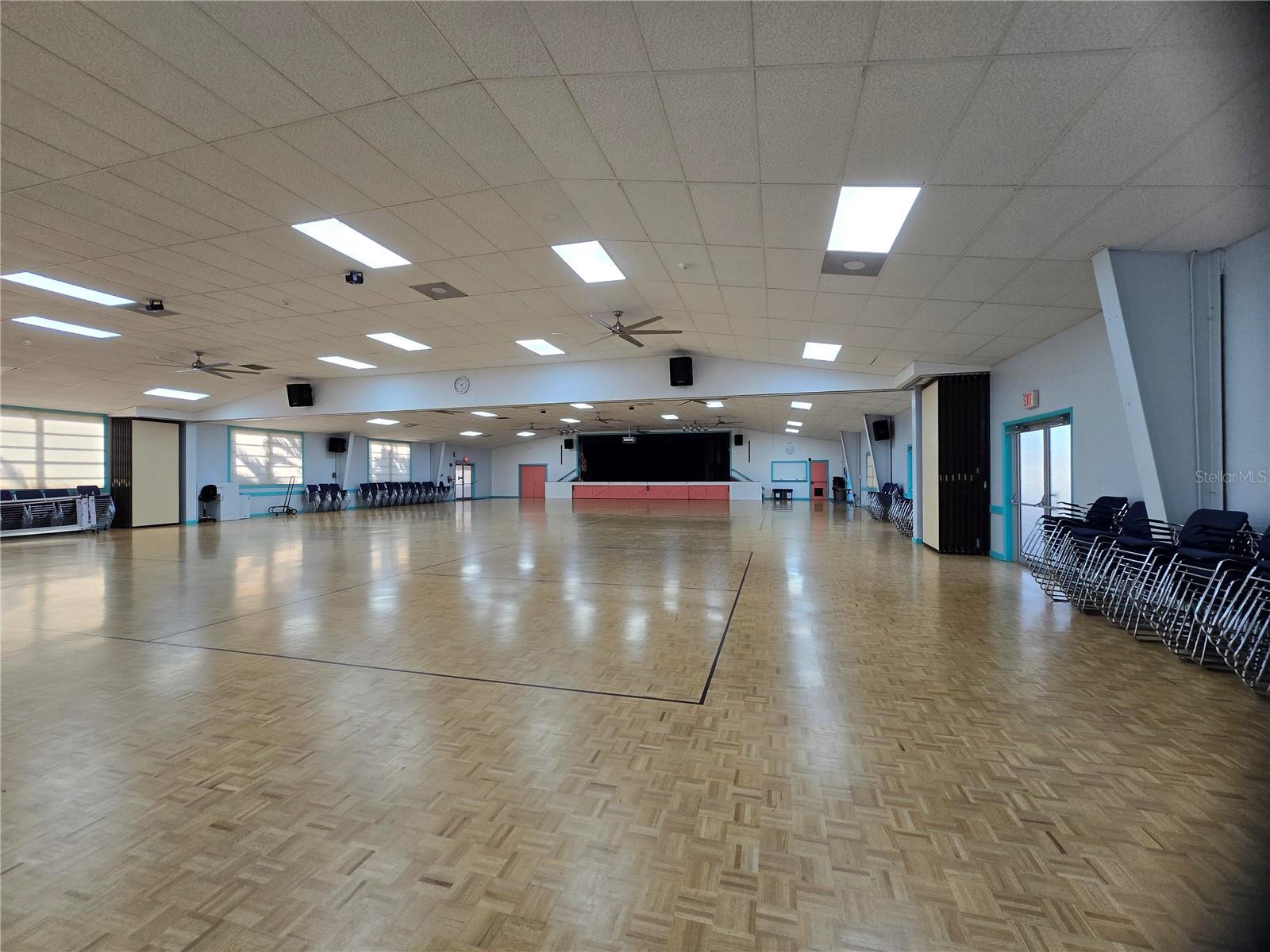 TRAILER ESTATES - Land