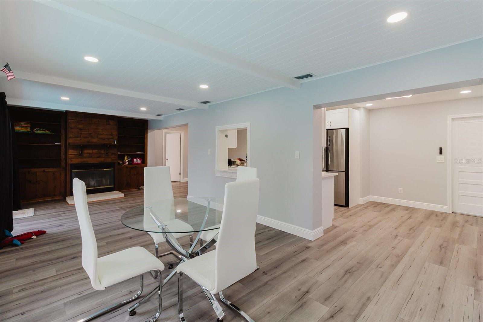 HARBOR PALMS-UNIT THREE - Residential