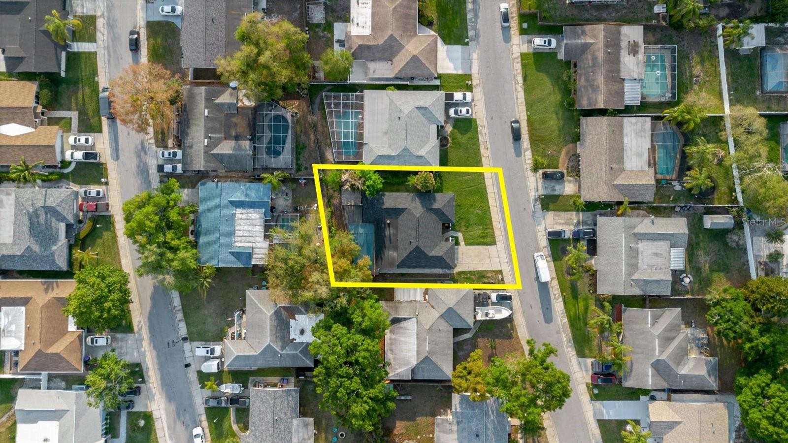 HARBOR PALMS-UNIT THREE - Residential