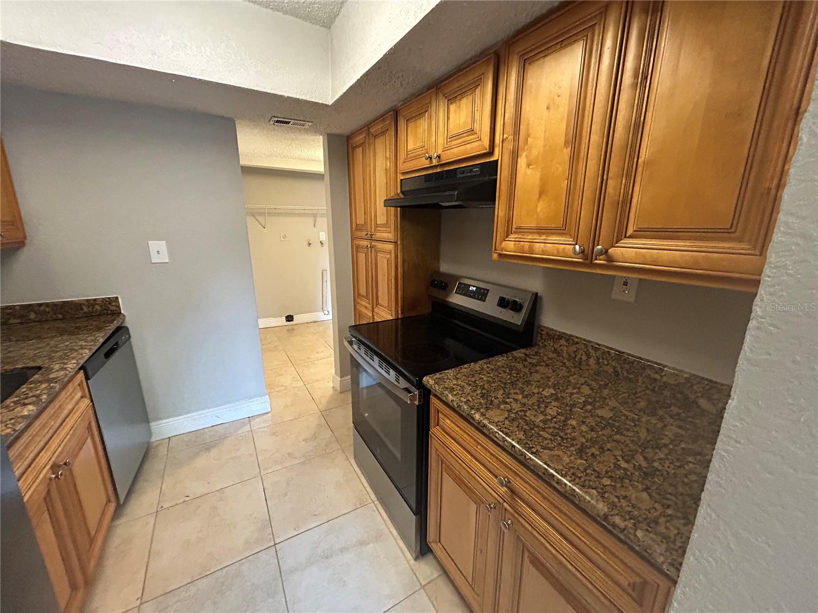 MILLENNIUM PALMS - Residential