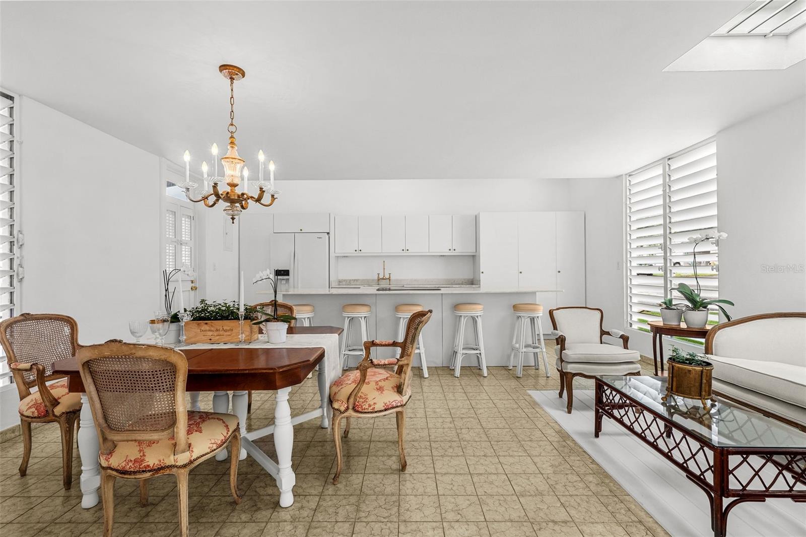 VILLA FRANCA - Residential Lease