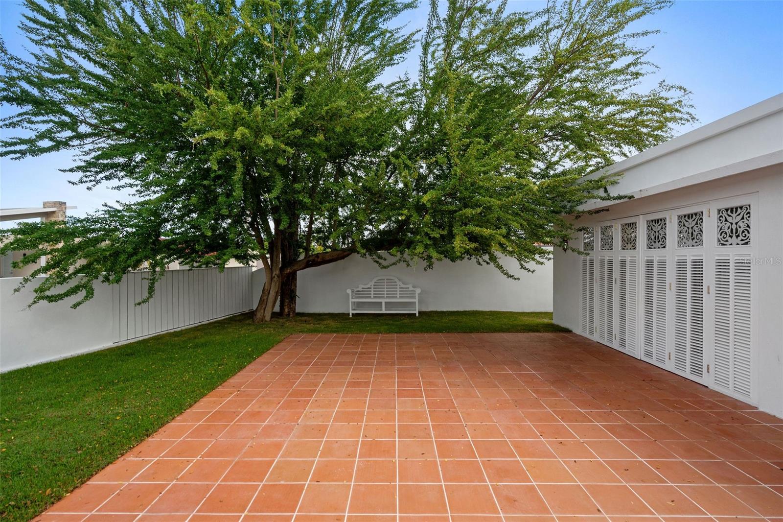 VILLA FRANCA - Residential Lease