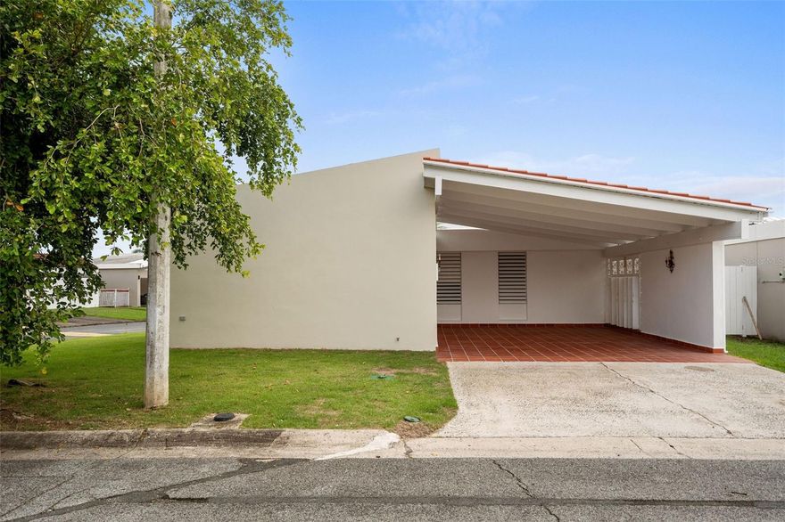 Elegant One-Story Living in Palmas del Mar, Villa Franca, Humacao, PR.
Discover comfort, functionality, and refined island living in this beautifully remodeled one-story residence located within the desirable Villa Franca residential enclave at Palmas del Mar, Humacao. This unfurnished 4-bedroom, 2-bathroom home offers a thoughtfully updated layout designed for effortless everyday living and entertaining. The home features bright, refreshed interiors, spacious bedrooms, and modernized bathrooms, all enhanced by a seamless single-level floor plan. A convenient carport adds practicality, while the remodeled finishes allow you to personalize the space and truly make it your own. Set within the Palmas del Mar community, residents enjoy a serene residential atmosphere with access to world-class amenities, beaches, golf, marina, dining, and a lifestyle that blends privacy with resort-style living. A wonderful opportunity to live in one of Puerto Rico’s most sought-after communities—where comfort meets lifestyle.