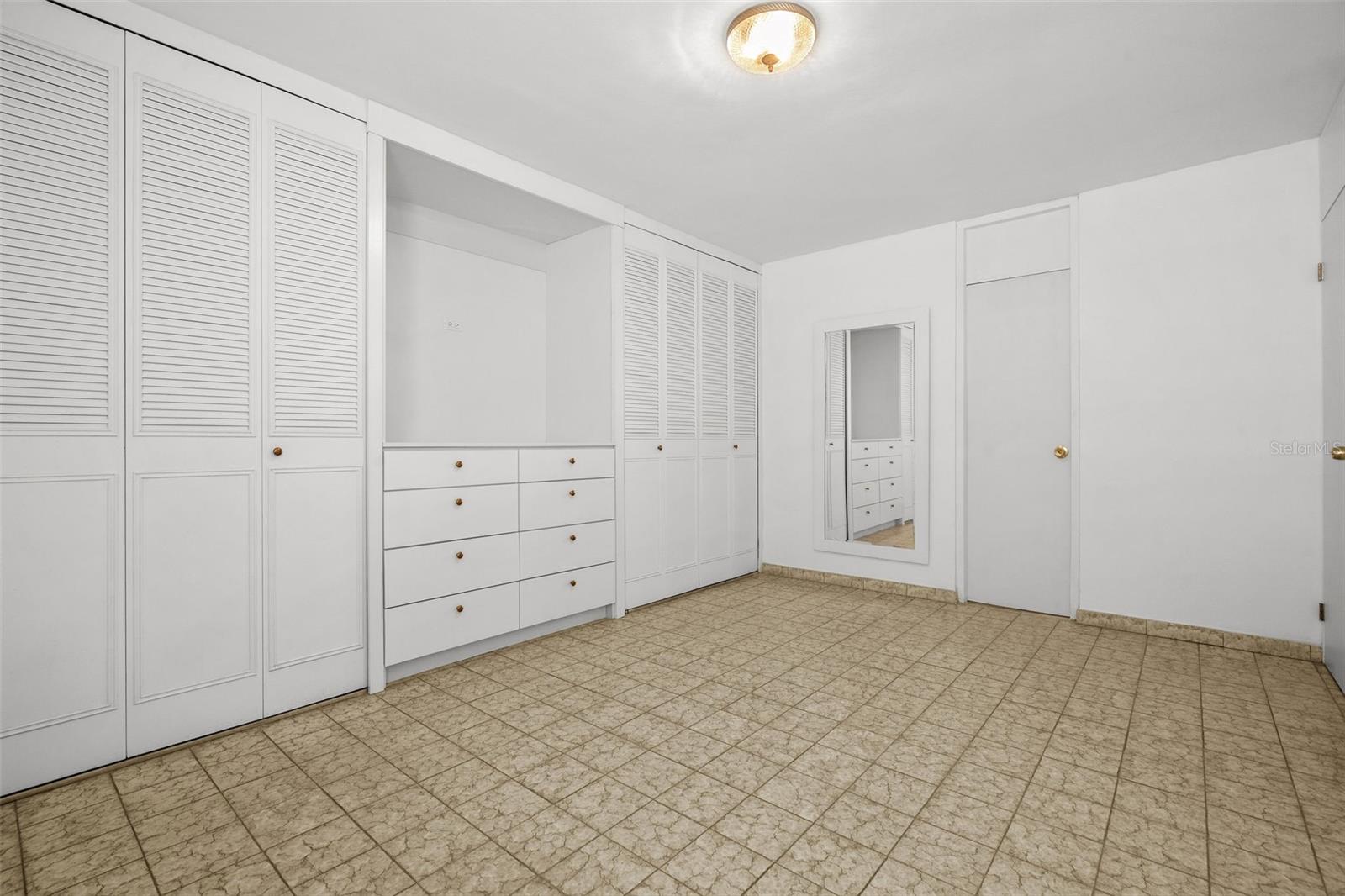 VILLA FRANCA - Residential Lease