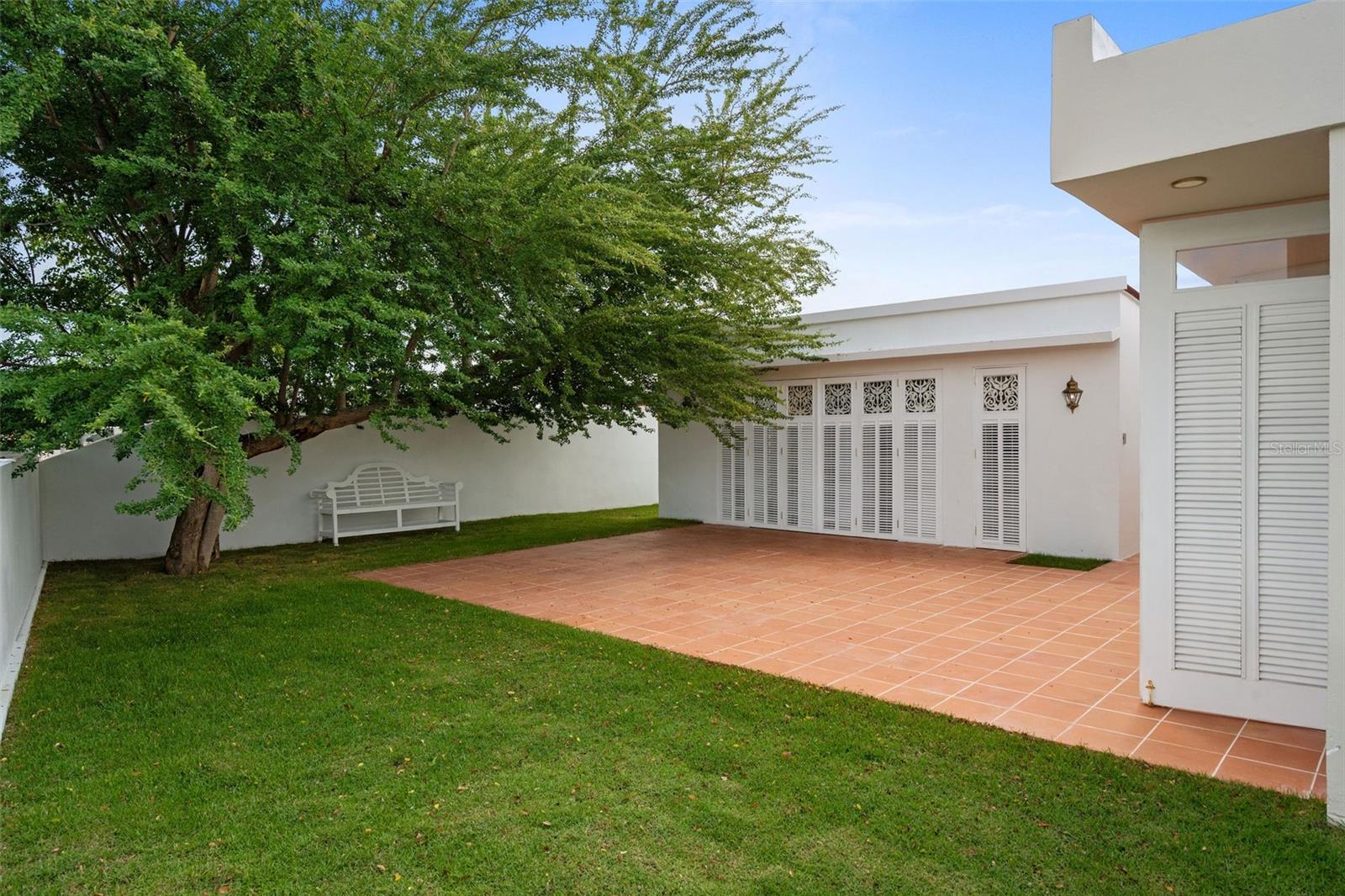 VILLA FRANCA - Residential Lease