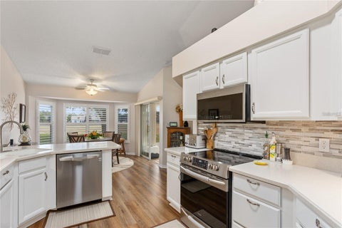 Tiny photo for 25233 Lost Oak Circle, Leesburg, FL 34748 (MLS # O6450760)