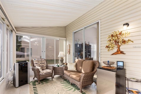 Tiny photo for 25233 Lost Oak Circle, Leesburg, FL 34748 (MLS # O6450760)