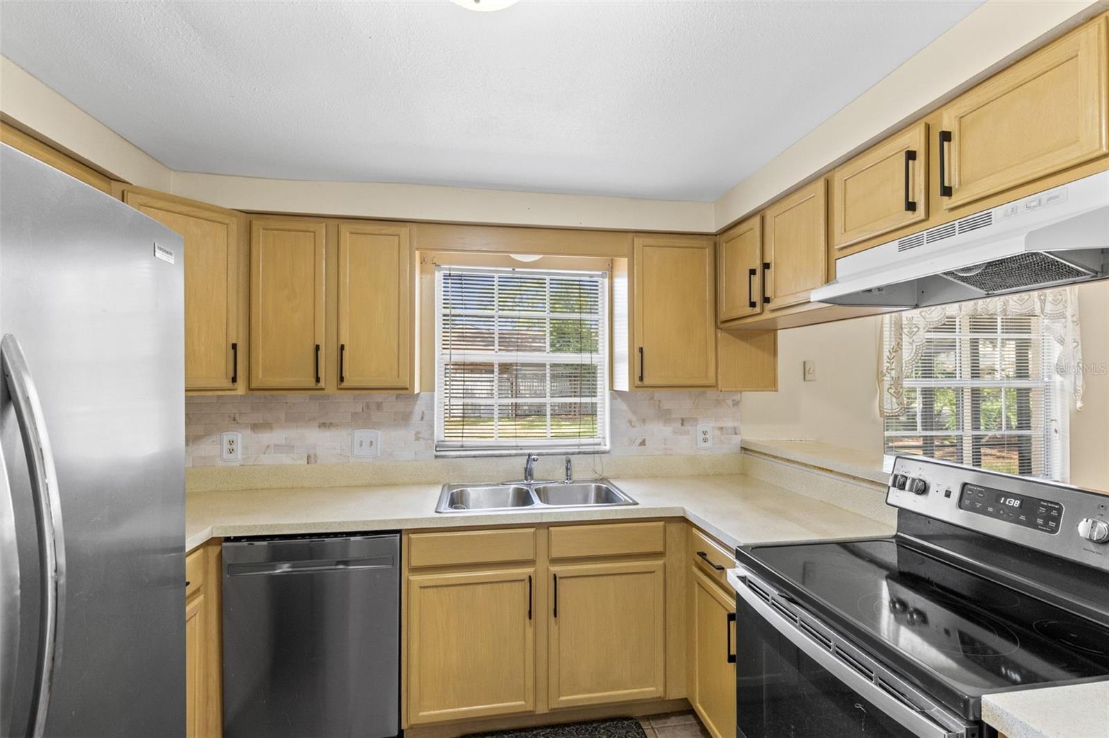 TEALWOOD COVE FIRST ADD - Residential