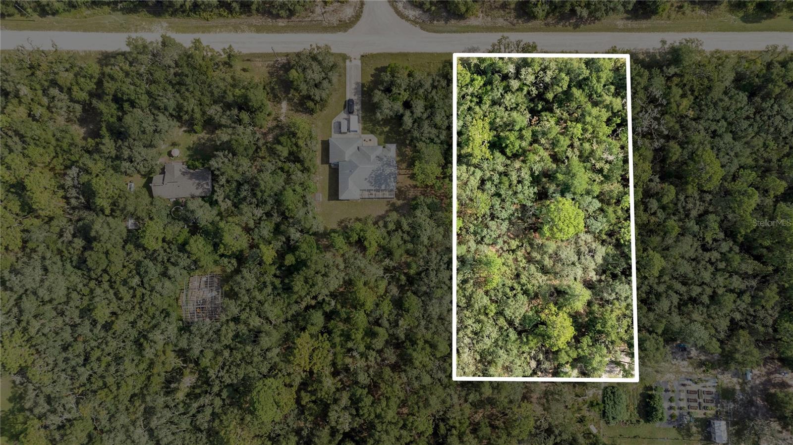 Here’s your chance to own a beautiful 1.16-acre vacant lot in the peaceful Ridge Manor Estates area of Webster, FL—offering the ideal mix of privacy, space, and potential.
Whether you're looking to build your dream home, invest in land, or expand your estate, this versatile property is ready for your vision. Nestled on a quiet street surrounded by trees and nature, the lot provides a serene setting with room to grow.
No HOA – Nature Lover's Paradise
Great Location – Just minutes to Highway 301, SR-50, and I-75