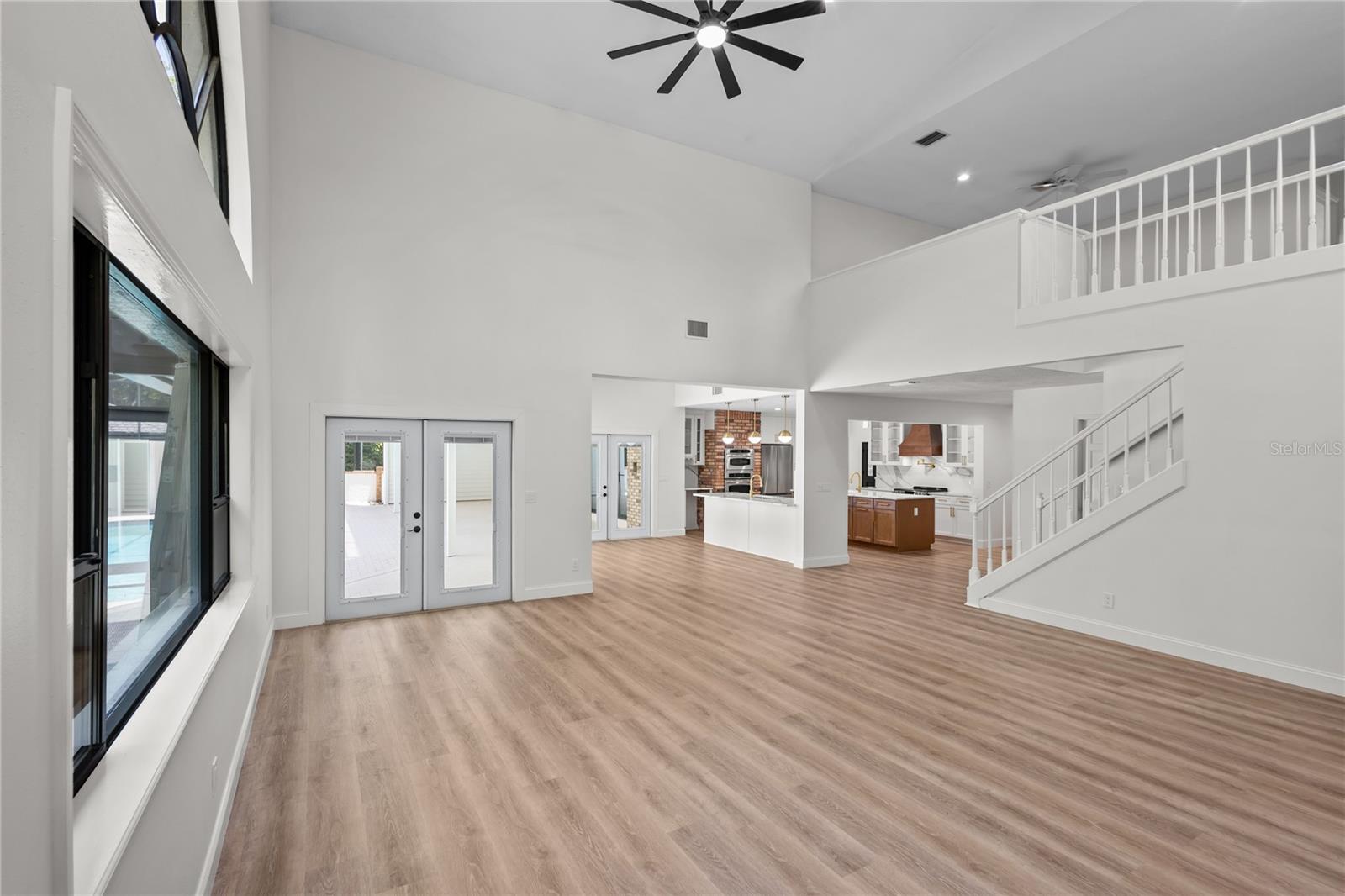 CYPRESS RUN - Residential
