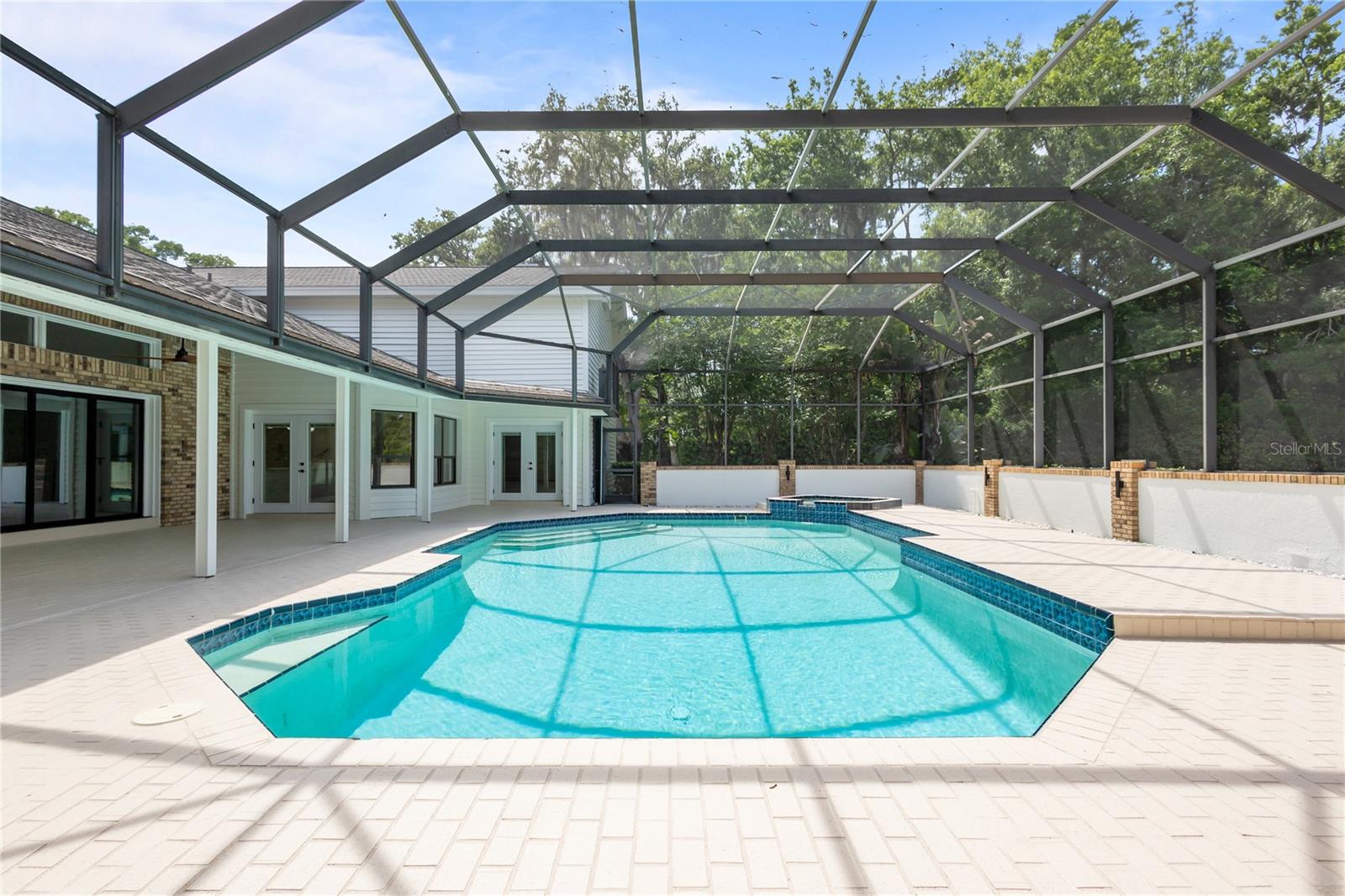 CYPRESS RUN - Residential
