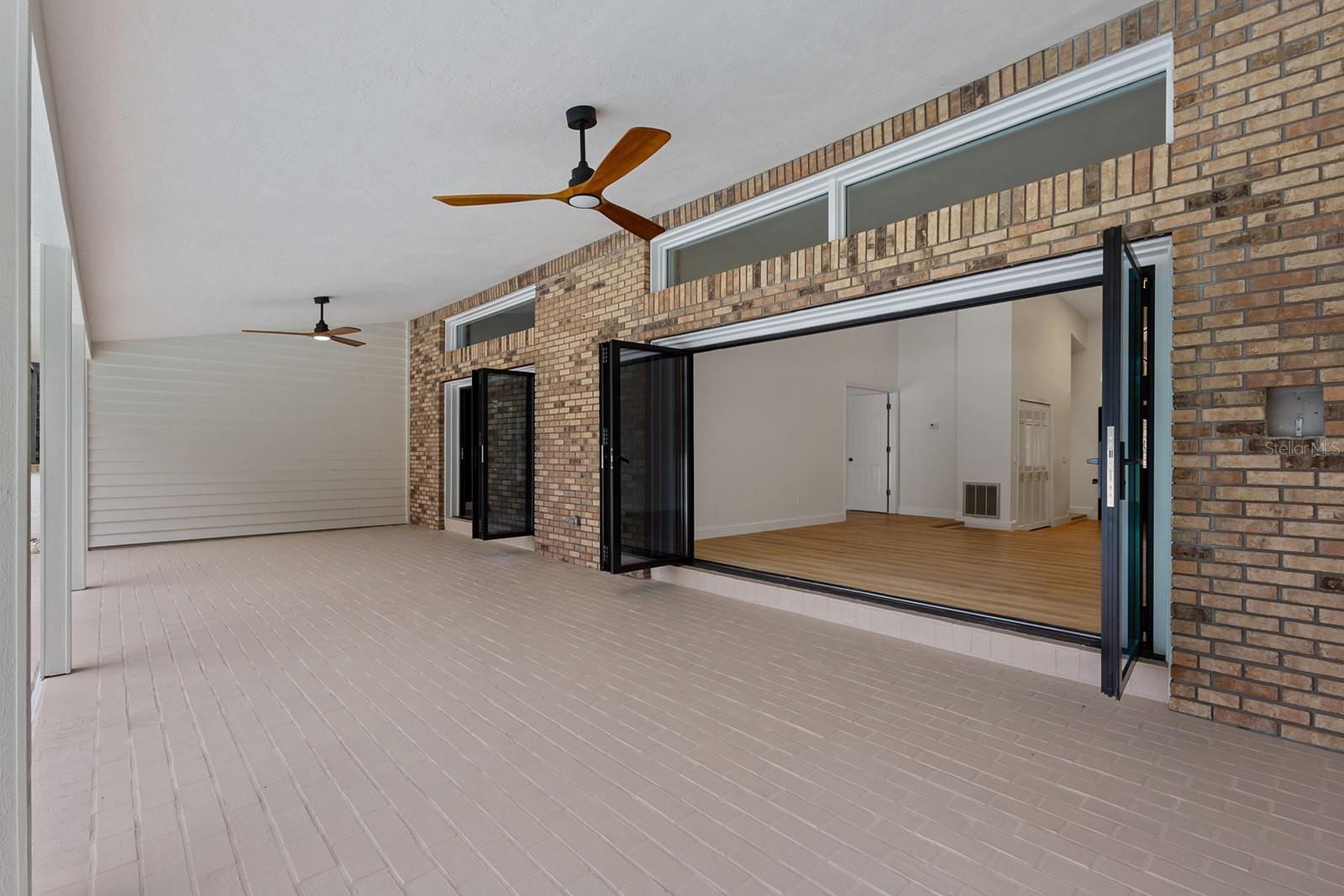 CYPRESS RUN - Residential