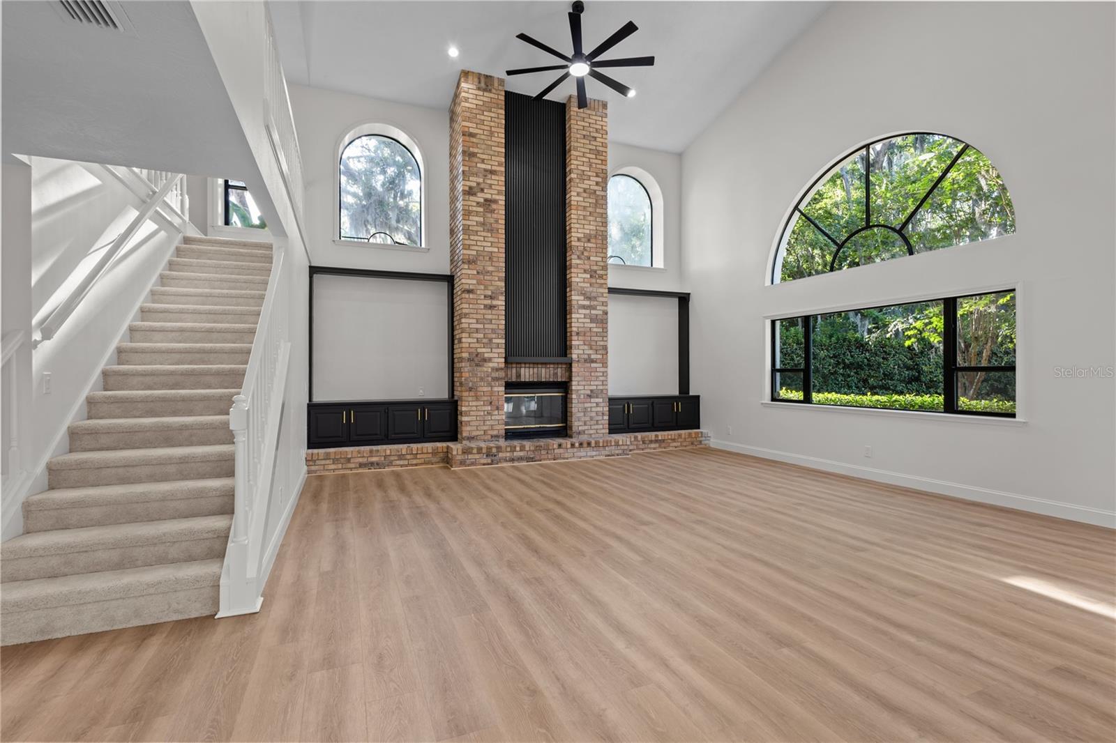CYPRESS RUN - Residential