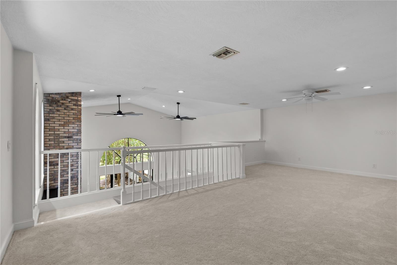 CYPRESS RUN - Residential