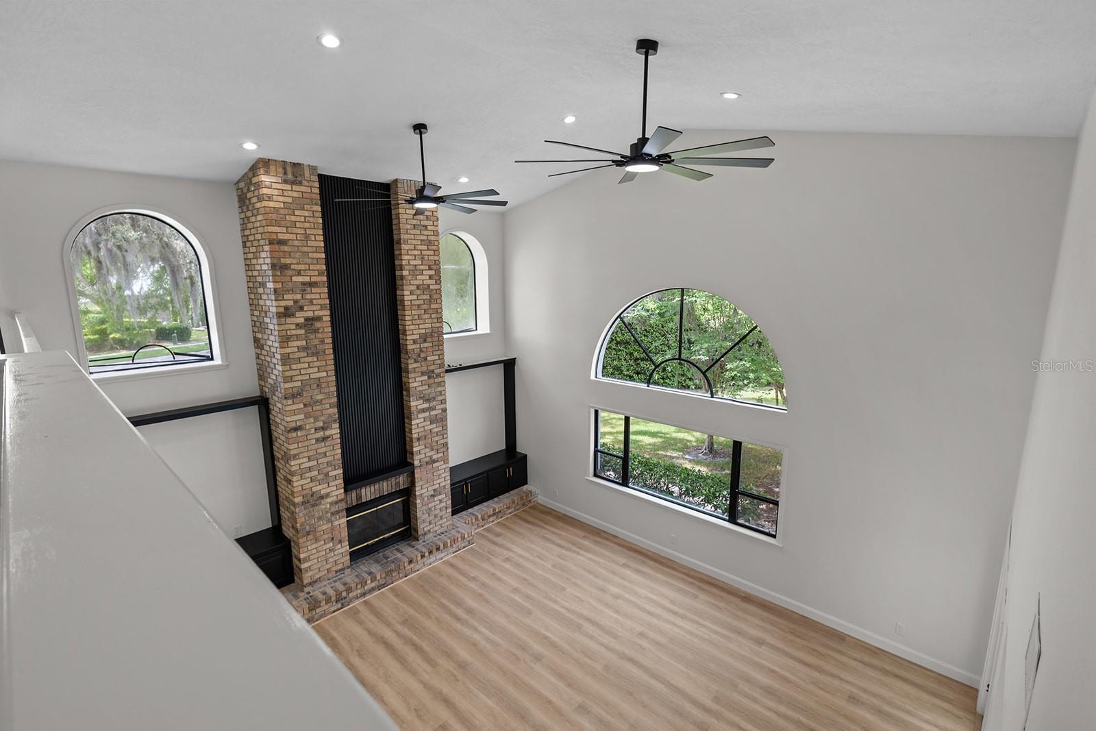 CYPRESS RUN - Residential