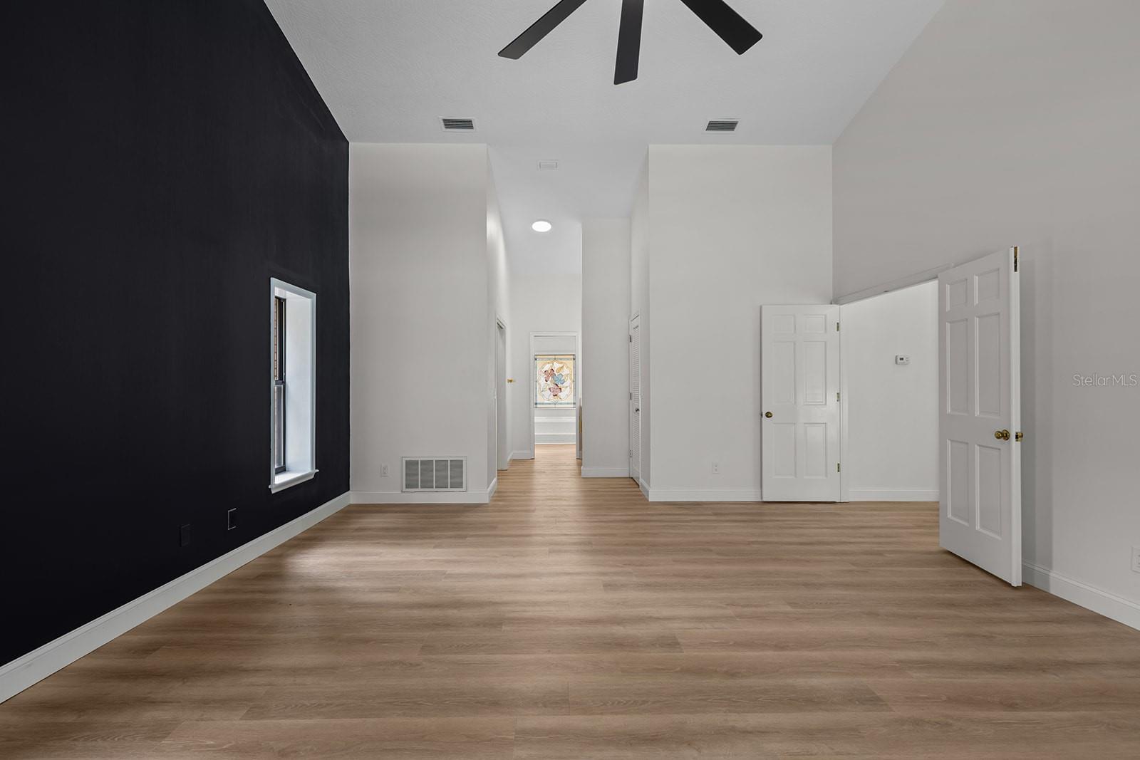 CYPRESS RUN - Residential