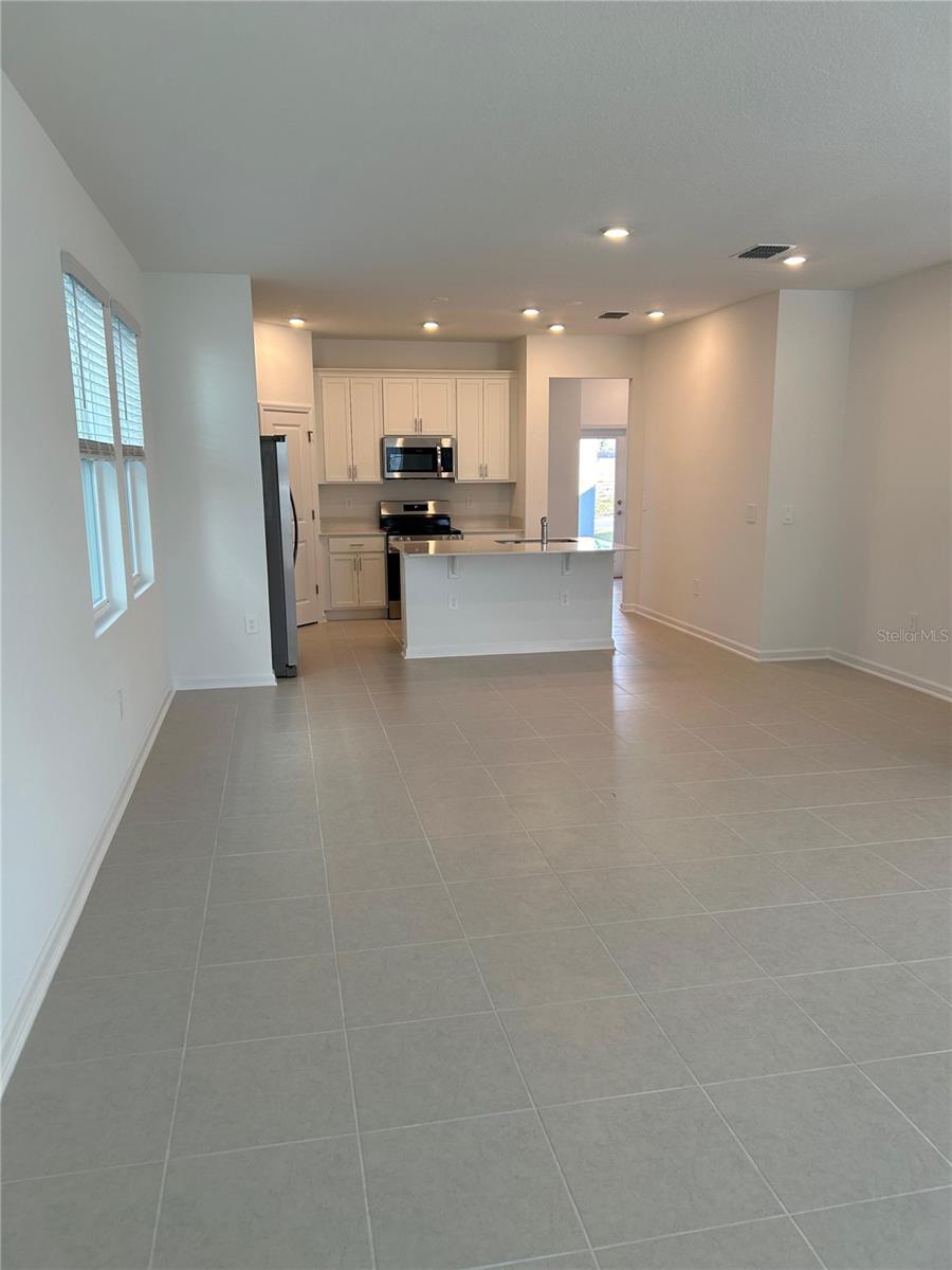 STOREY GRV PH 1A-1 - Residential Lease