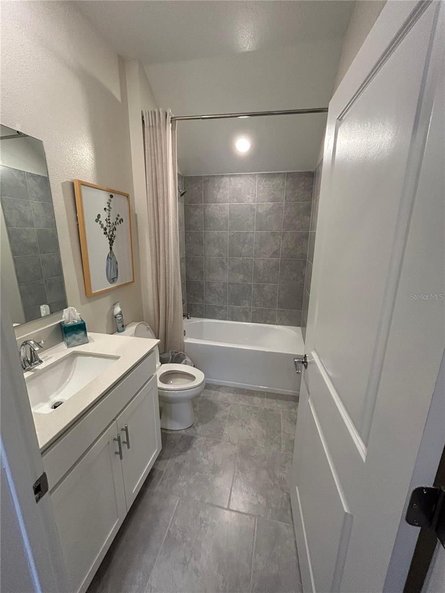 STOREY GRV PH 1A-1 - Residential Lease