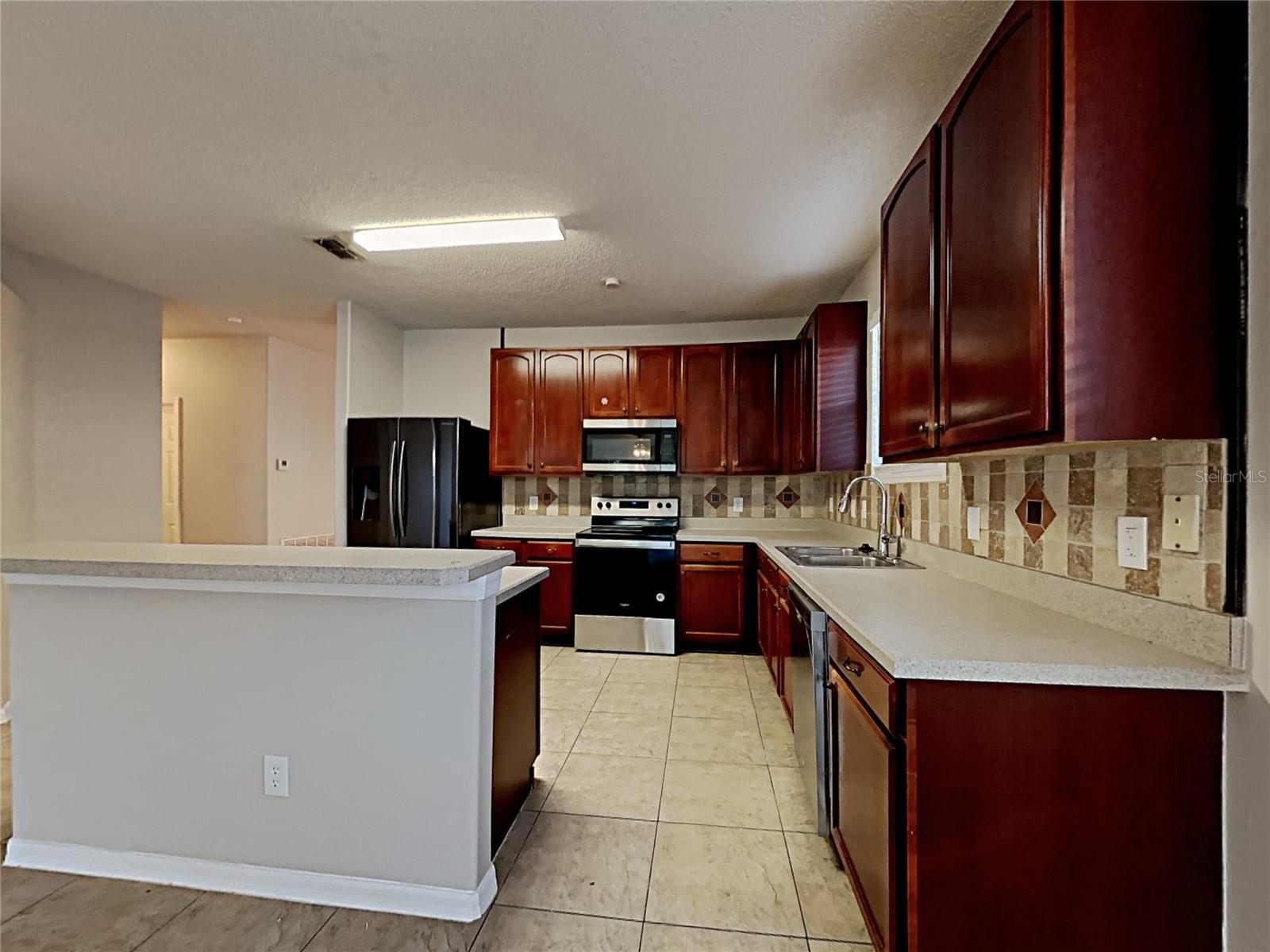 SUNSET RIDGE PH 02 - Residential