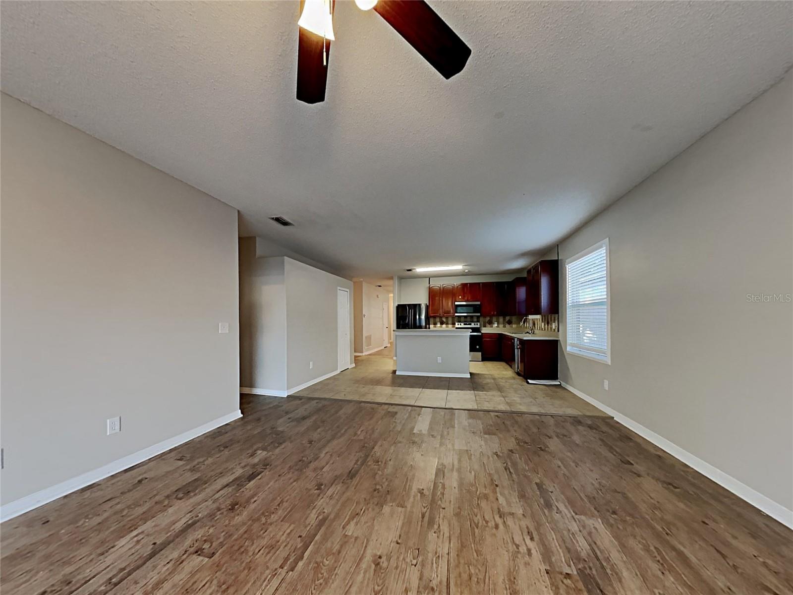 SUNSET RIDGE PH 02 - Residential