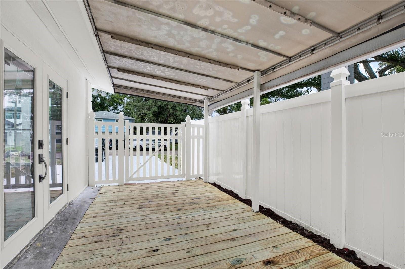 SHOREACRES CENTER - Residential