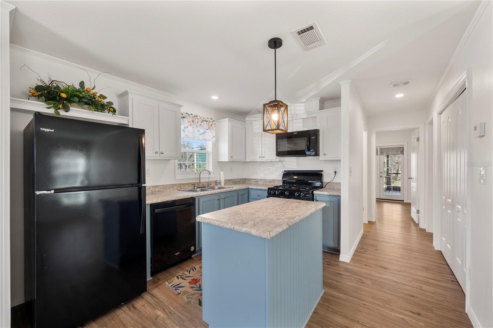 ACREAGE - Residential