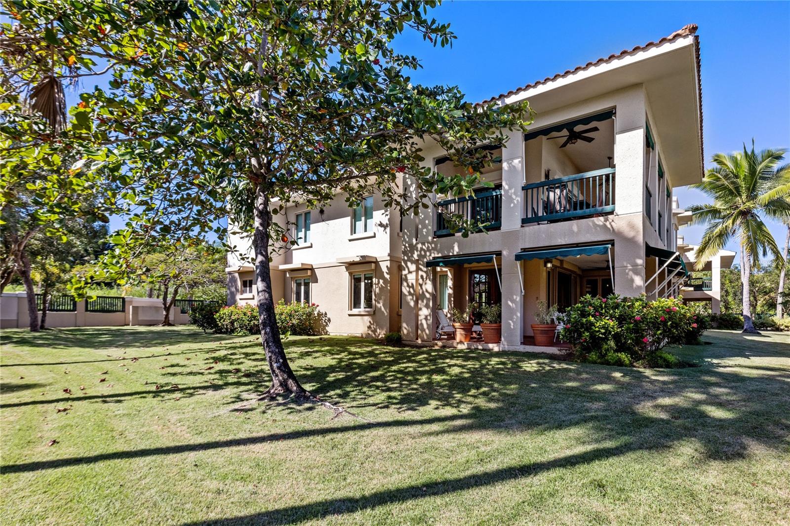 86 LAKE SIDE VILLAS AB 3