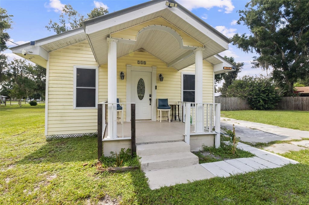 Photo of 715 N Johnson Avenue, Arcadia, FL 34266 (MLS # C7530325)