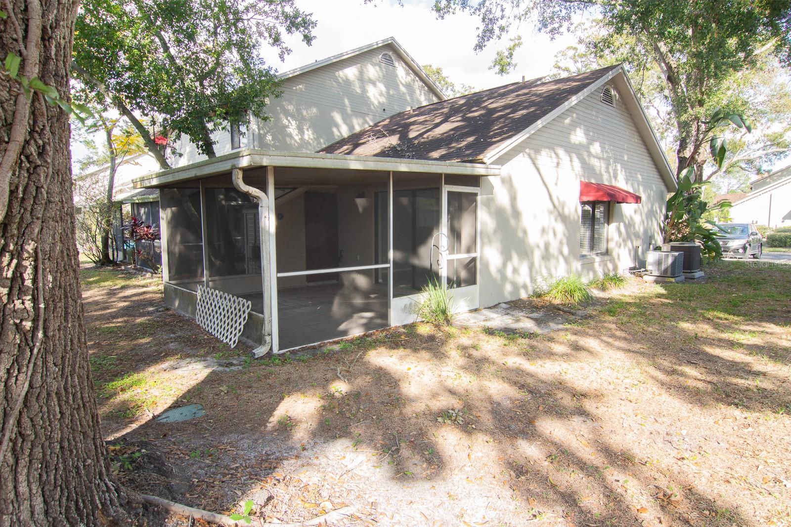 LAURELON VILLAGE OF MEADOWOOD - Residential