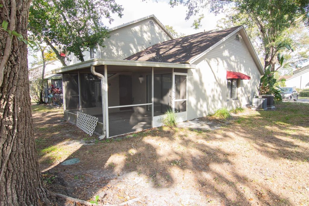 Photo of 8418 Laurelon Place, Temple Terrace, FL 33637 (MLS # TB8468727)