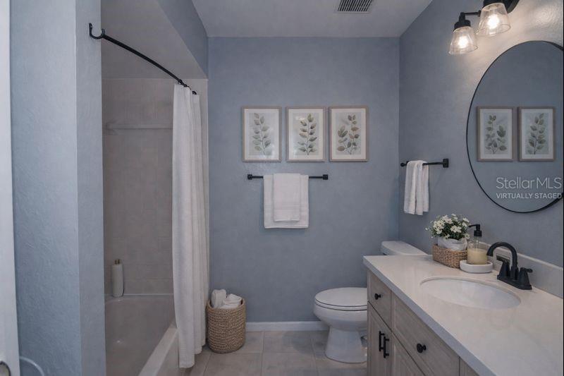 LAURELON VILLAGE OF MEADOWOOD - Residential