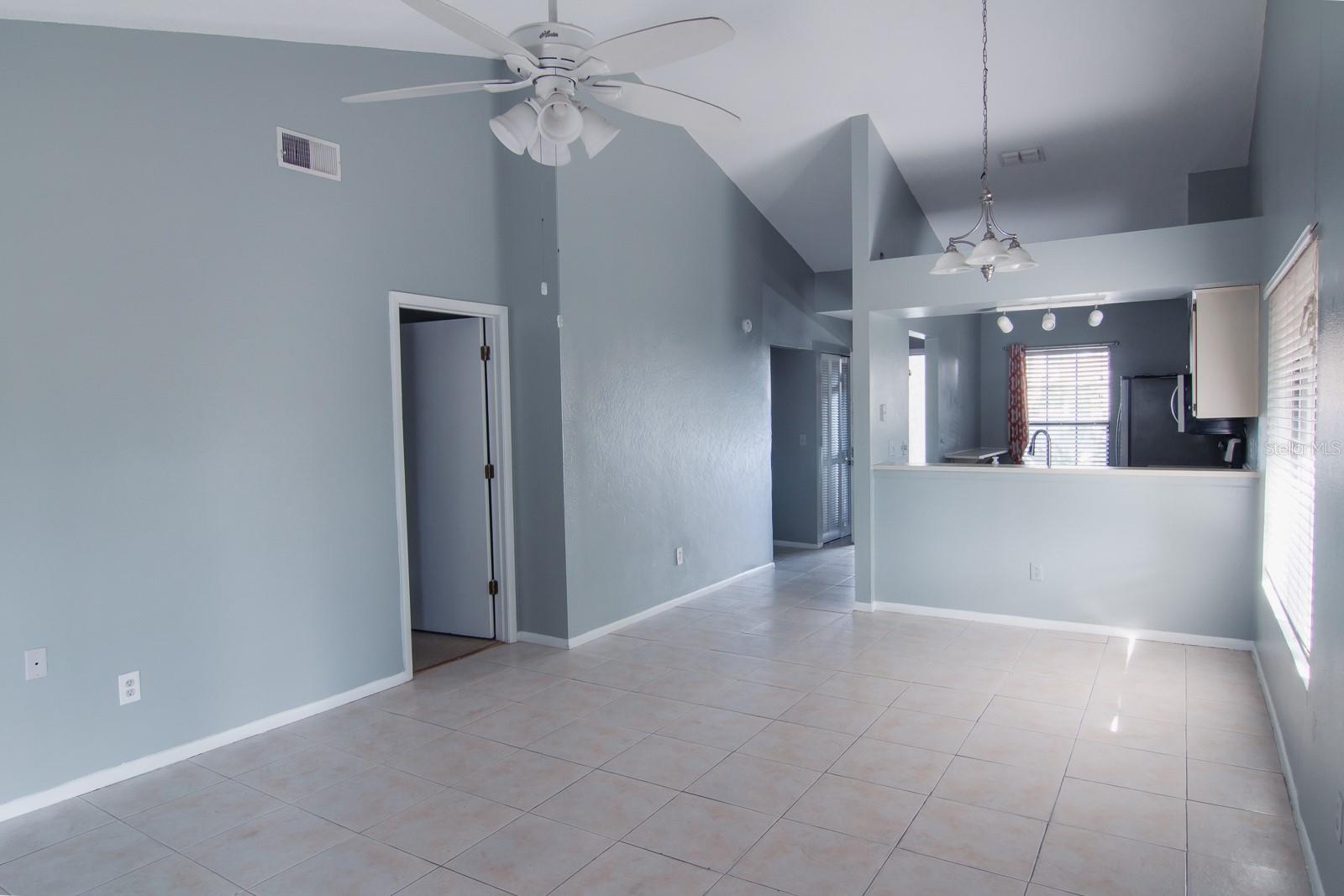 LAURELON VILLAGE OF MEADOWOOD - Residential