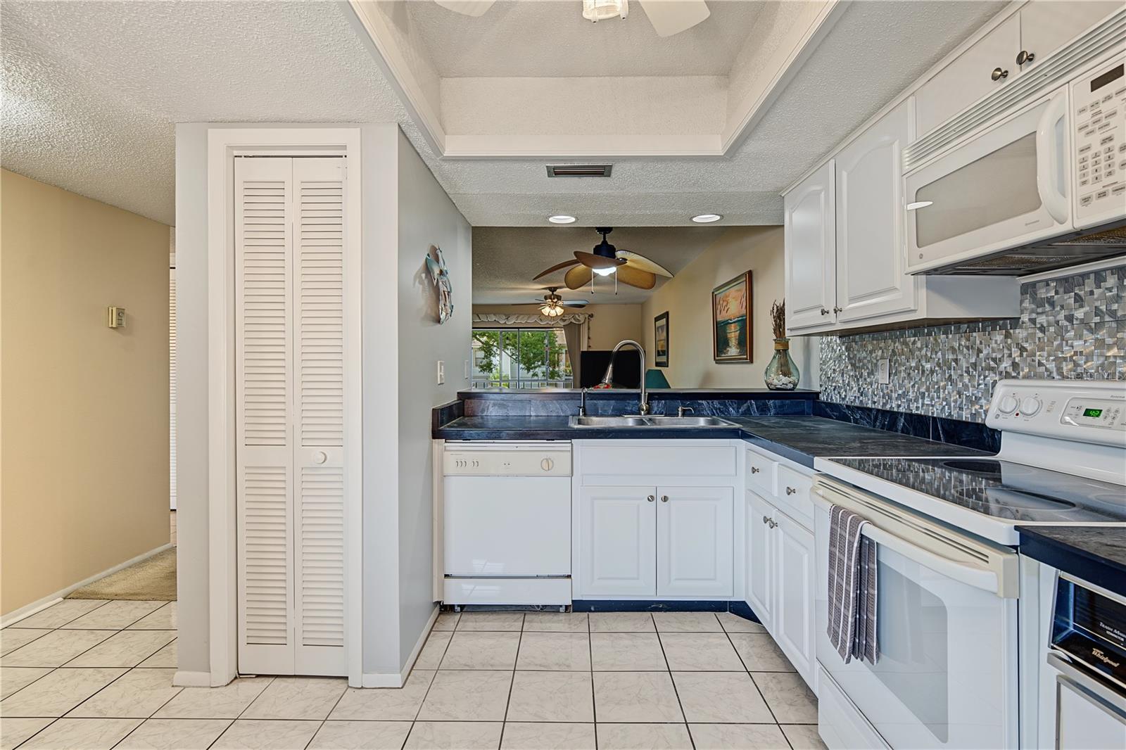 110 LAKESIDE COURT 110