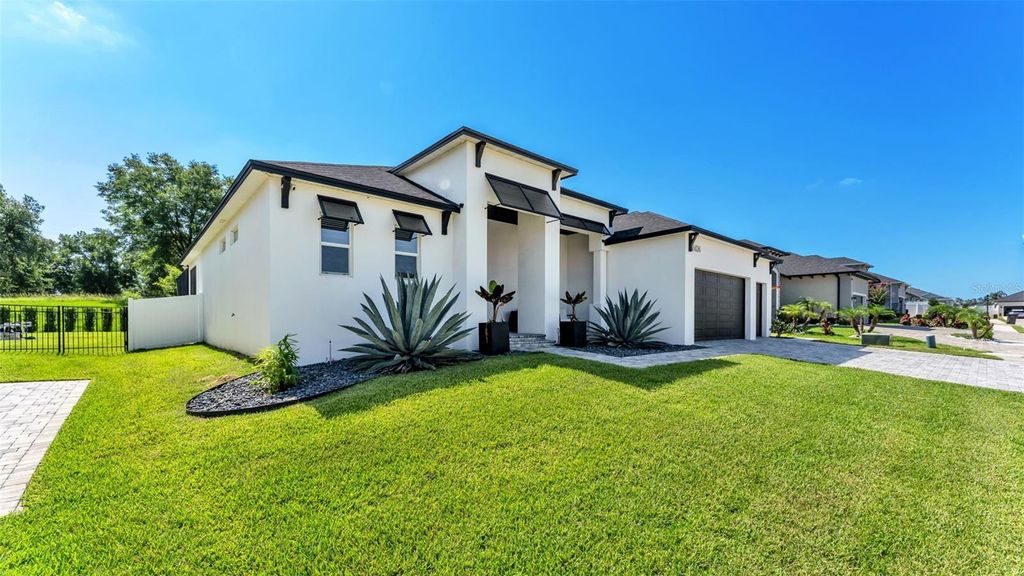 Photo of 6626 Ridgemont Road, Lakeland, FL 33813 (MLS # L4963130)