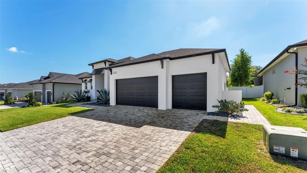 Photo of 6626 Ridgemont Road, Lakeland, FL 33813 (MLS # L4963130)