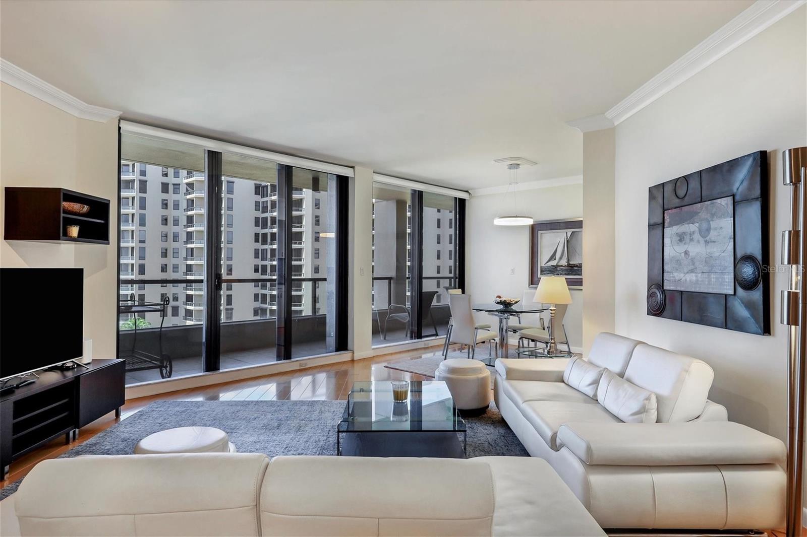 PROMENADE - Residential Lease