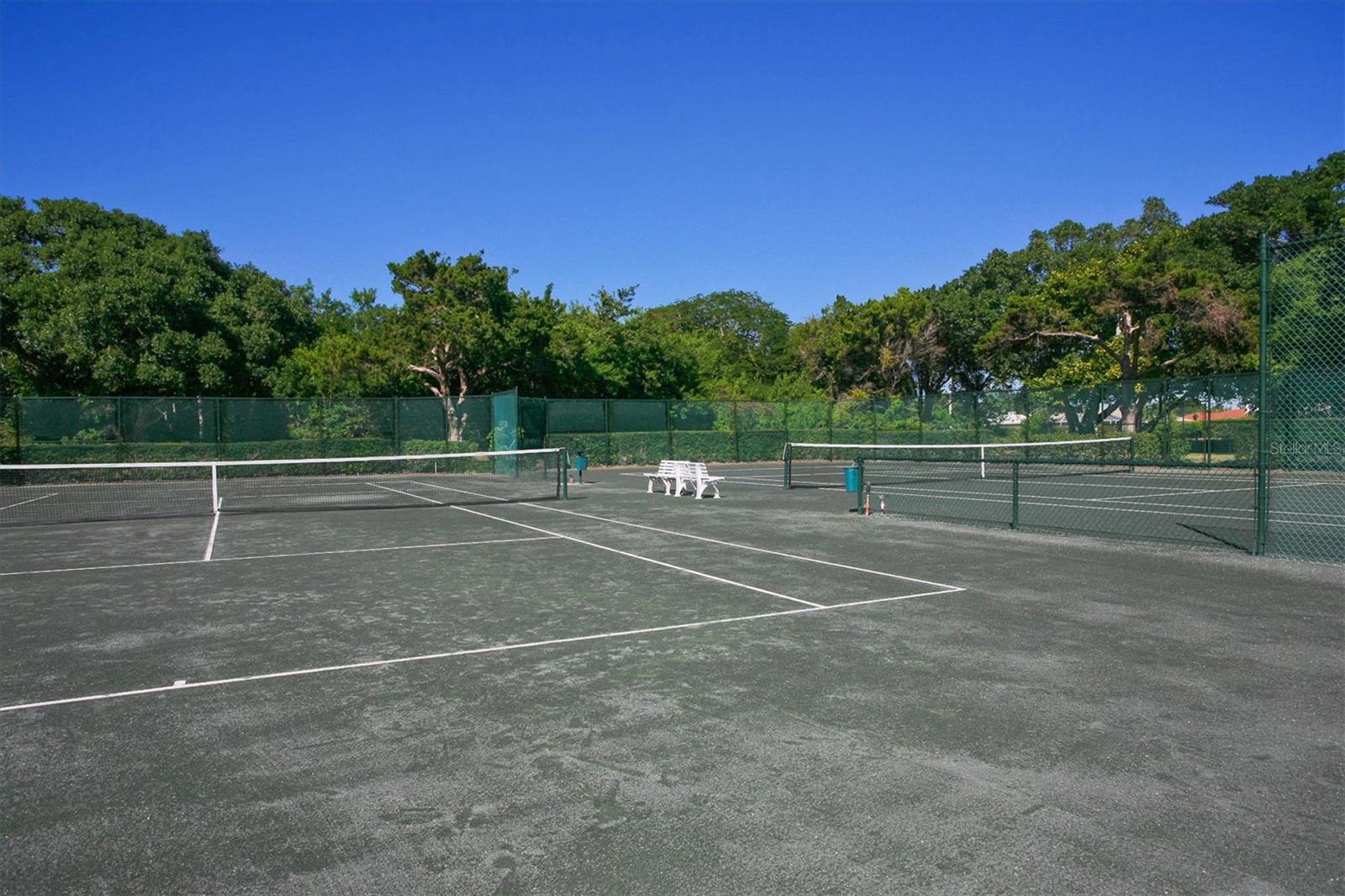 PROMENADE - Residential Lease