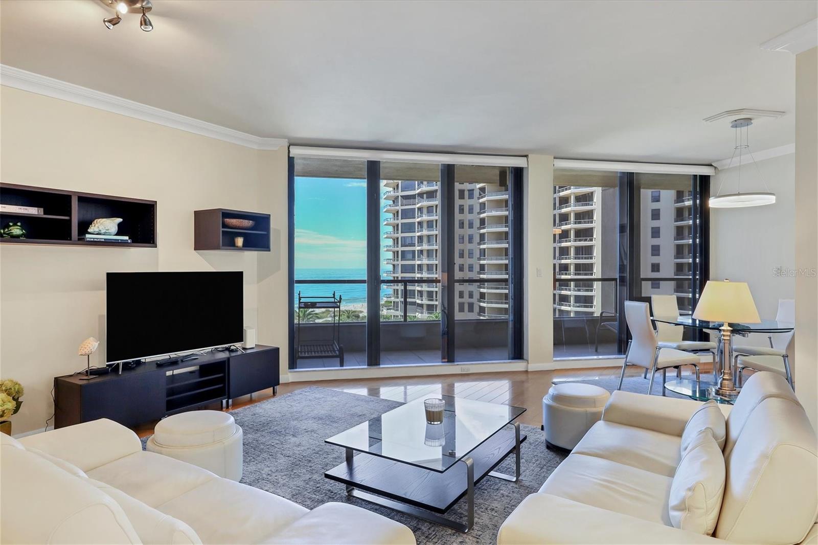 PROMENADE - Residential Lease