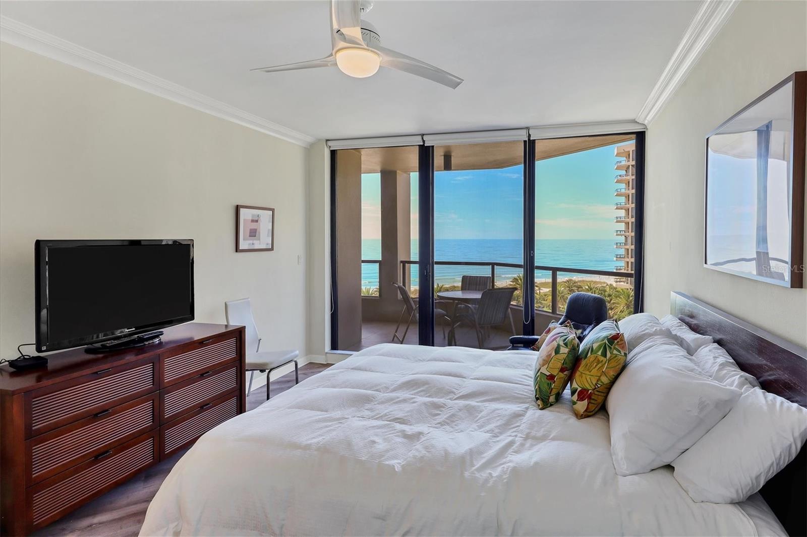 PROMENADE - Residential Lease