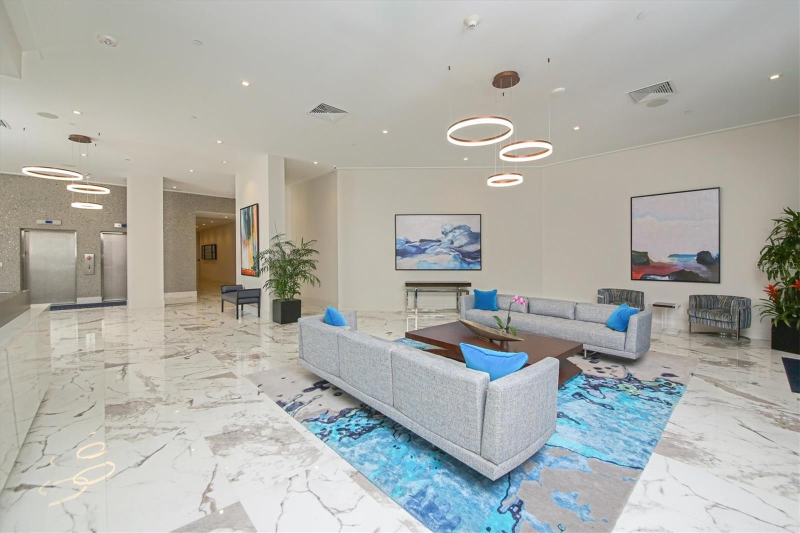 PROMENADE - Residential Lease