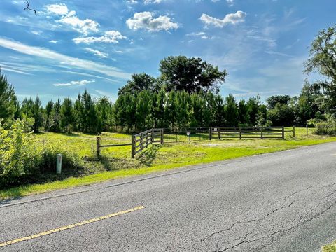 Tiny photo for Parcel B NW 160th Avenue, Morriston, FL 32668 (MLS # OM685975)