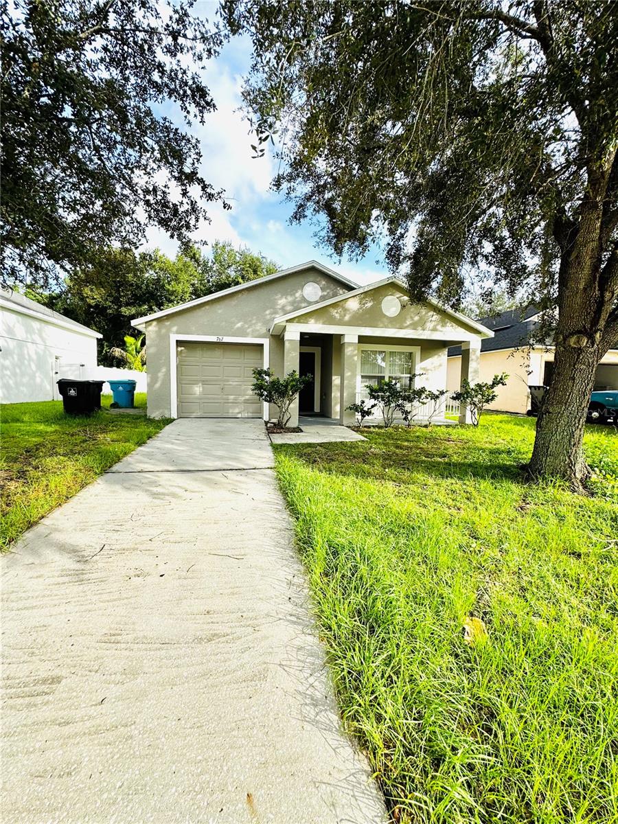 Photo of 767 Palmera Street, Orlando, FL 32811 (MLS # V4951302)