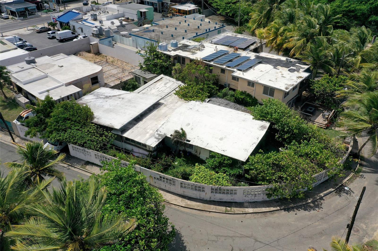 2 VILLA INTERNATIONAL 2
