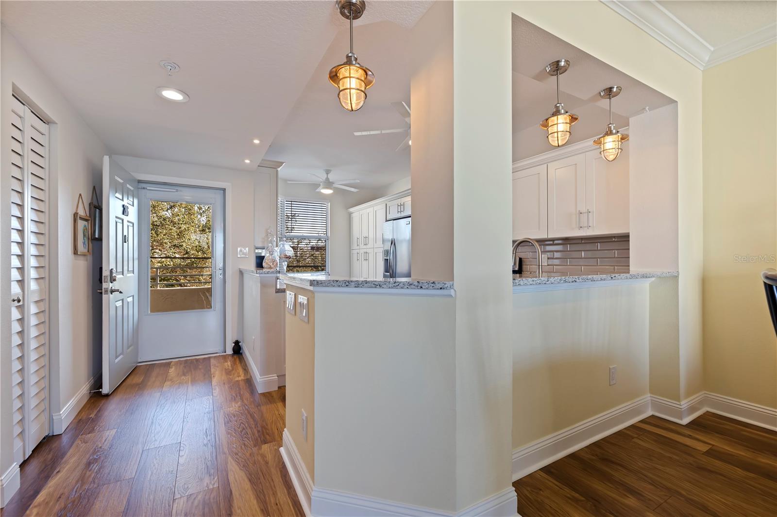 HARBOURSIDE CONDO - Residential