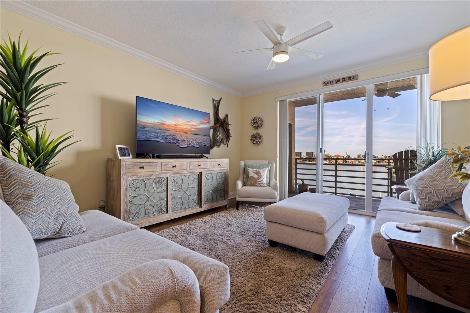 HARBOURSIDE CONDO - Residential