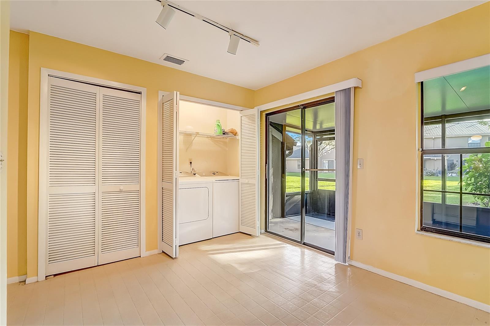 CASA PARK VILLAS PH 2 - Residential