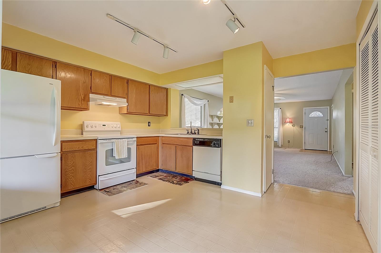 CASA PARK VILLAS PH 2 - Residential