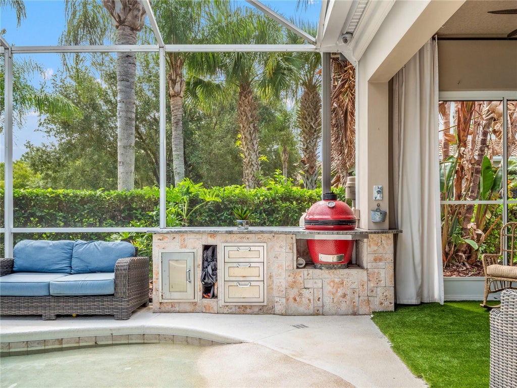 Photo of 11800 Zelkova Lane, Orlando, FL 32827 (MLS # O6413233)