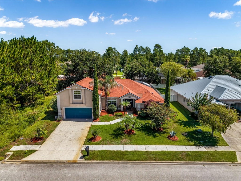 Photo of 18 Lewiston Court, Palm Coast, FL 32137 (MLS # FC319795)